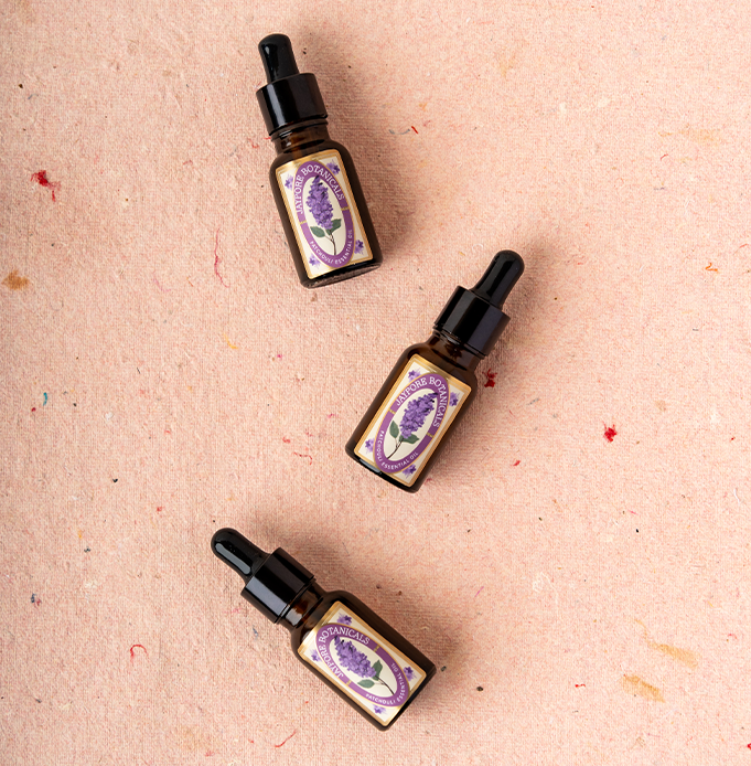 LAVENDER ESSENTIAL OIL
